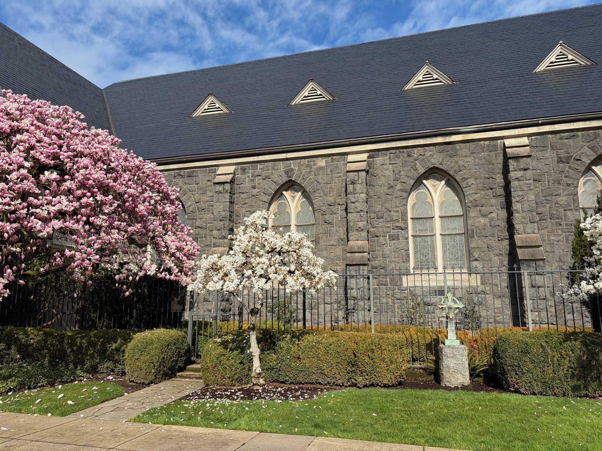 Forward Today: Do you pray for your church?